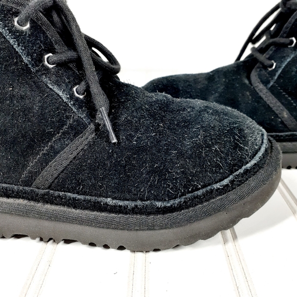 Kids UGG Neumel II Black Suede Lace Up Boot E738 - Picture 8 of 12